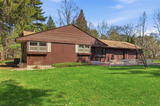 3333 Halsey Street, Eau Claire, WI 54701