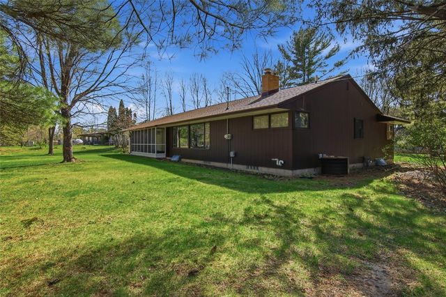 3333 Halsey Street, Eau Claire, WI 54701