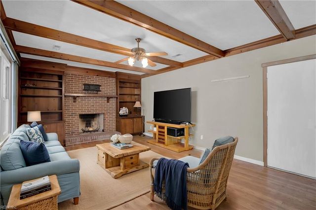 101 Edgewood CT, Yorktown, VA 23692