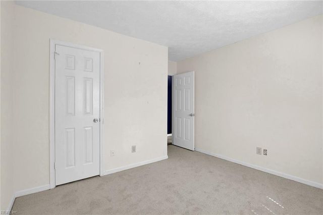 101 Edgewood CT, Yorktown, VA 23692