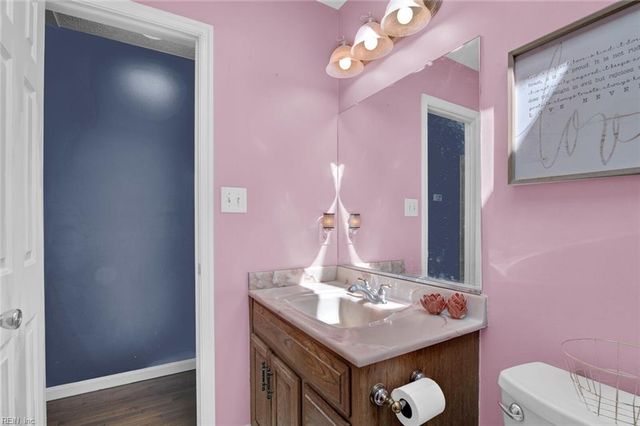 101 Edgewood CT, Yorktown, VA 23692