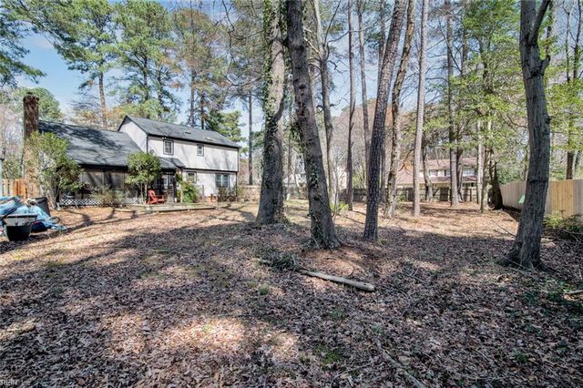 101 Edgewood CT, Yorktown, VA 23692