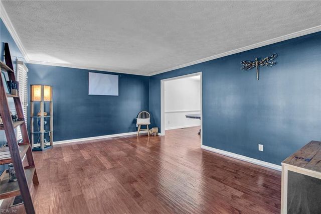 101 Edgewood CT, Yorktown, VA 23692