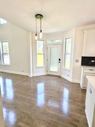 1145 Mackenzie Drive, Antioch, IL 60002