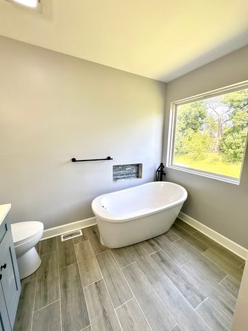 1145 Mackenzie Drive, Antioch, IL 60002