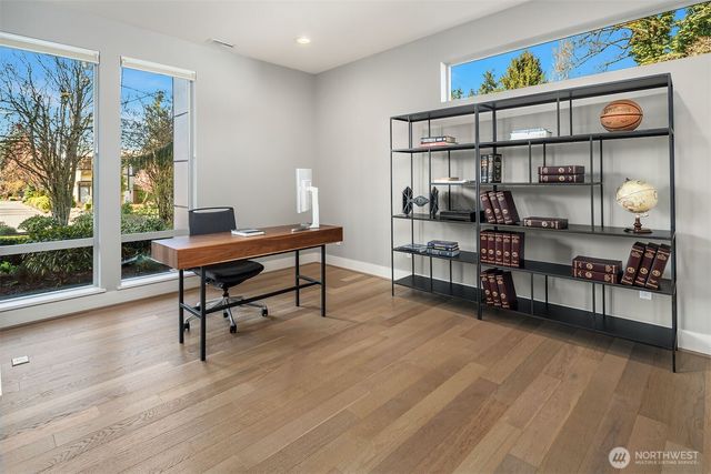 7322 124th Avenue NE, Kirkland, WA 98033