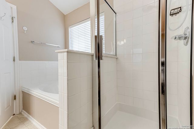 8519 Chickasaw Bluff, Converse, TX 78109