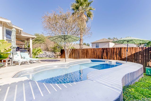 8519 Chickasaw Bluff, Converse, TX 78109