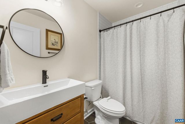 1229 PEACH GROVE RD, Louisa, VA 23093