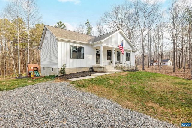 1229 PEACH GROVE RD, Louisa, VA 23093