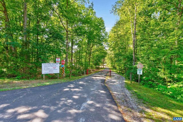 1229 PEACH GROVE RD, Louisa, VA 23093