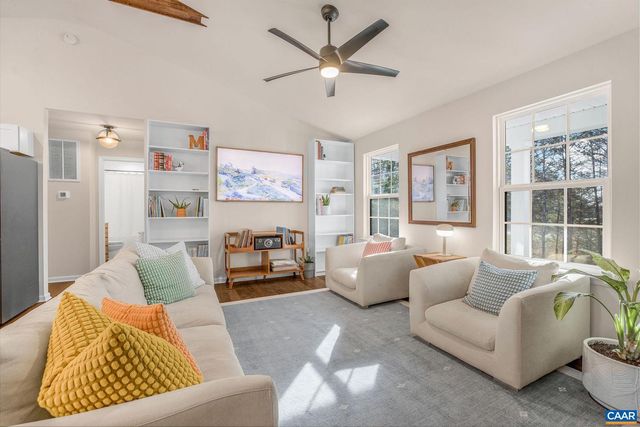 1229 PEACH GROVE RD, Louisa, VA 23093