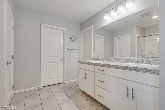 9273 Bluemist Falls Street, Las Vegas, NV 89123