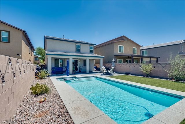 9273 Bluemist Falls Street, Las Vegas, NV 89123