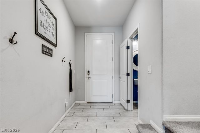 9273 Bluemist Falls Street, Las Vegas, NV 89123