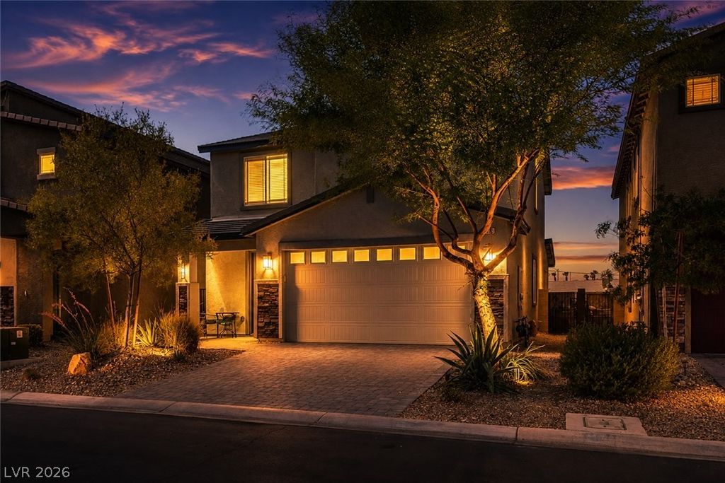 9273 Bluemist Falls Street, Las Vegas, NV 89123 — photo 2