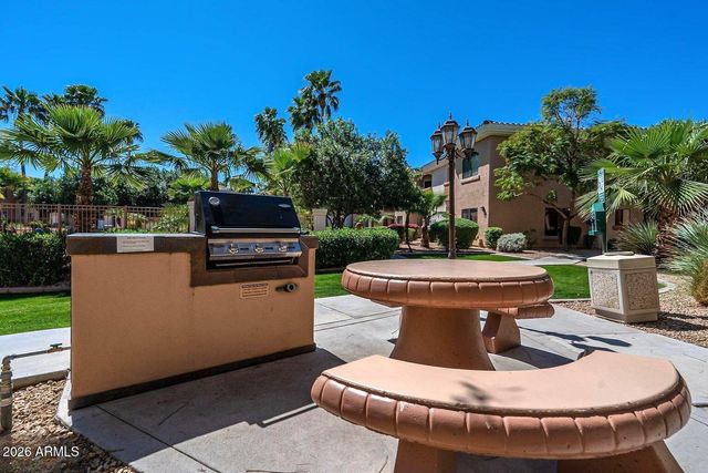 10030 W Indian School Road 146, Phoenix, AZ 85037