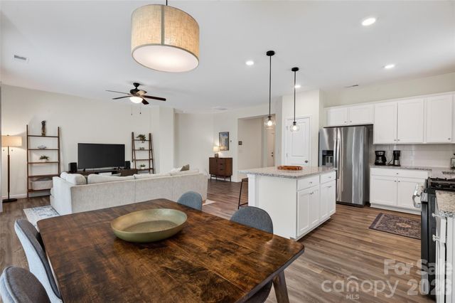 7148 Wheyfield Drive, Charlotte, NC 28215