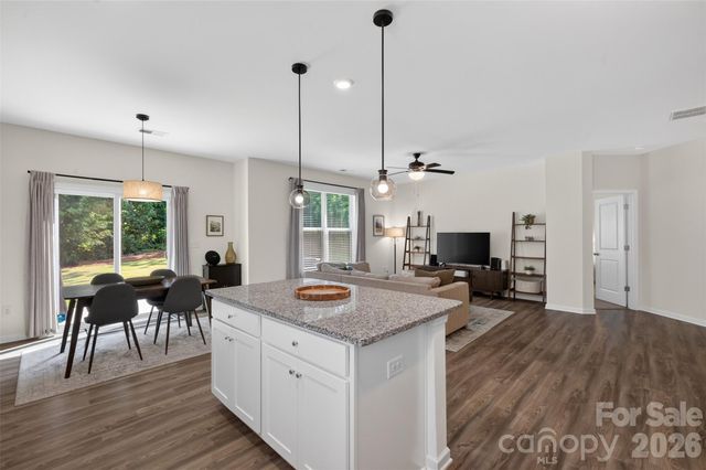 7148 Wheyfield Drive, Charlotte, NC 28215