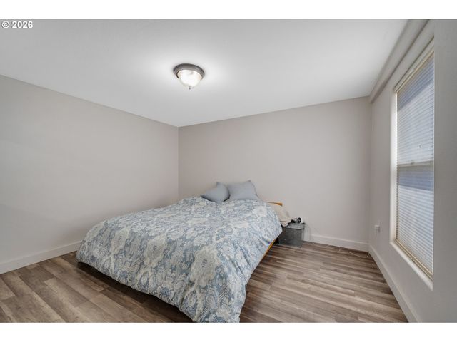 3802 MAPLE Ln, Tillamook, OR 97141