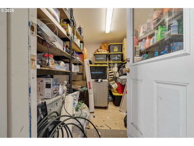 3802 MAPLE Ln, Tillamook, OR 97141