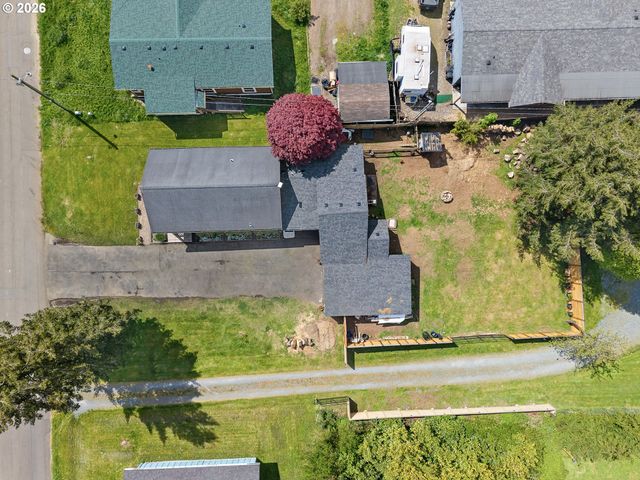 3802 MAPLE Ln, Tillamook, OR 97141