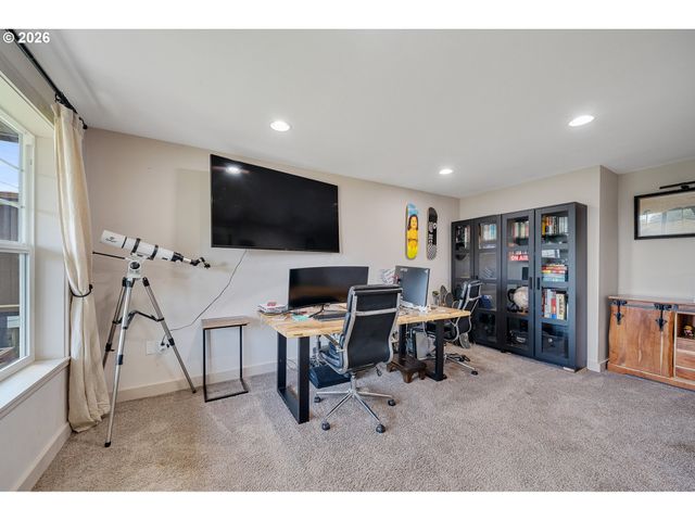 3802 MAPLE Ln, Tillamook, OR 97141