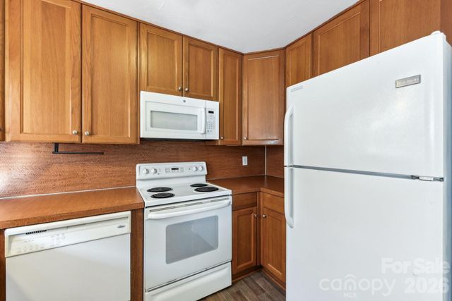 1334 Briar Creek Road 2, Charlotte, NC 28205