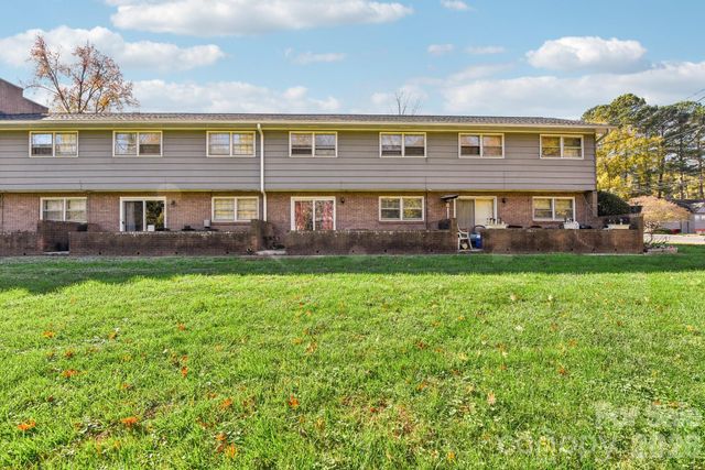 1334 Briar Creek Road 2, Charlotte, NC 28205