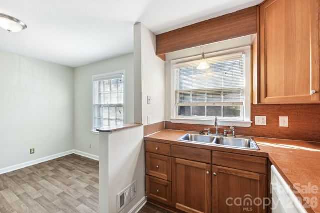 1334 Briar Creek Road 2, Charlotte, NC 28205