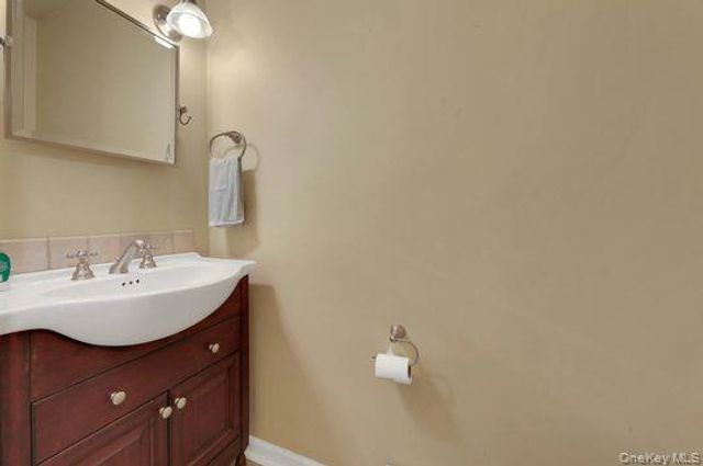 4 Liberty Circle, New City, NY 10956