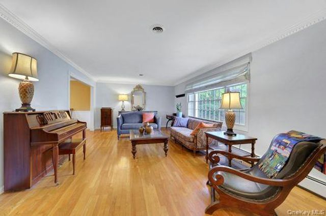 4 Liberty Circle, New City, NY 10956