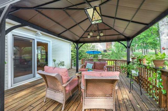 4 Liberty Circle, New City, NY 10956