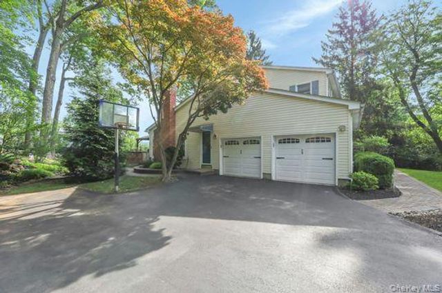 4 Liberty Circle, New City, NY 10956