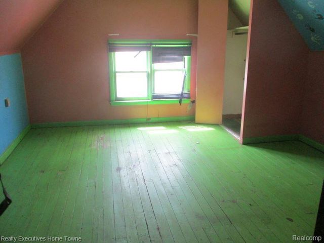 831 BANCROFT Street, Port Huron, MI 48060