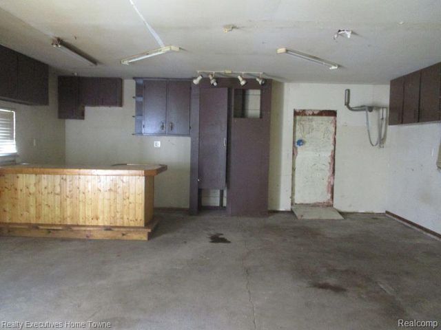 831 BANCROFT Street, Port Huron, MI 48060