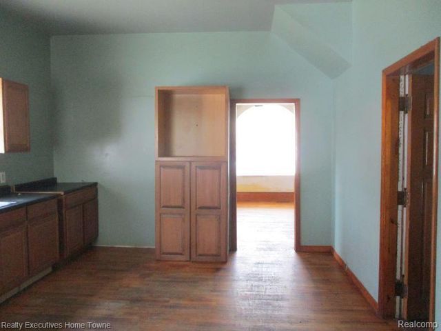 831 BANCROFT Street, Port Huron, MI 48060