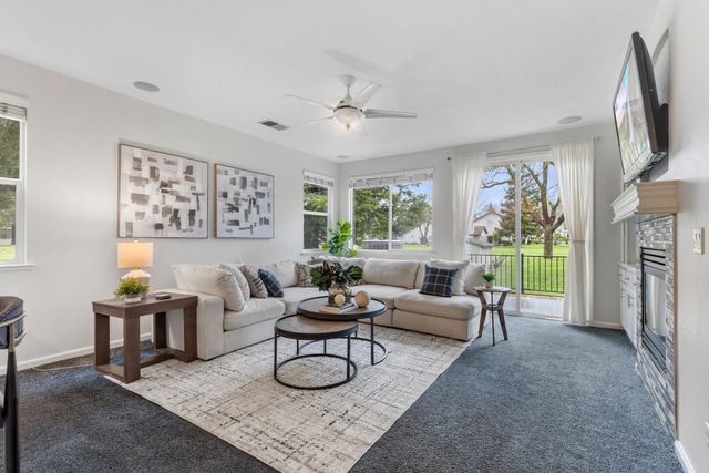 3361 Swallows Nest Ln, Sacramento, CA 95833