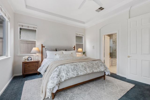 3361 Swallows Nest Ln, Sacramento, CA 95833