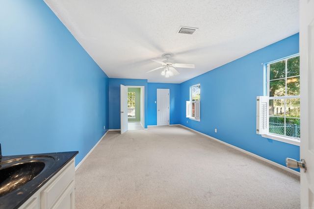 6 Meadowbrook Drive, Conway, AR 72032