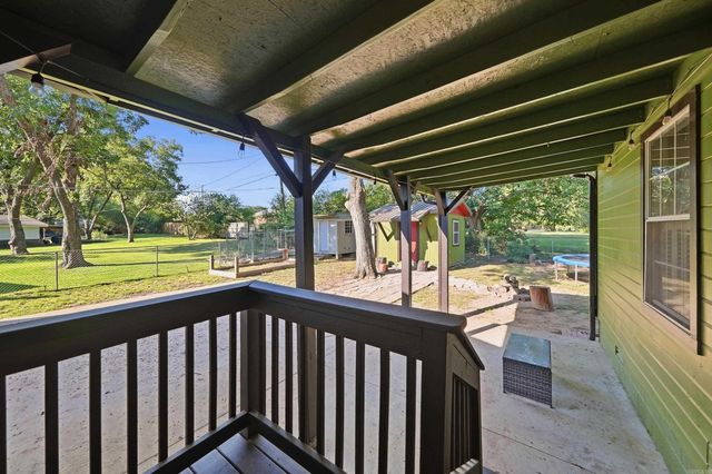 6 Meadowbrook Drive, Conway, AR 72032