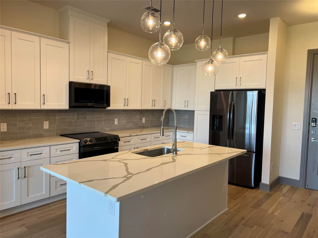 2700 Old Denton Road 4440, Carrollton, TX 75007