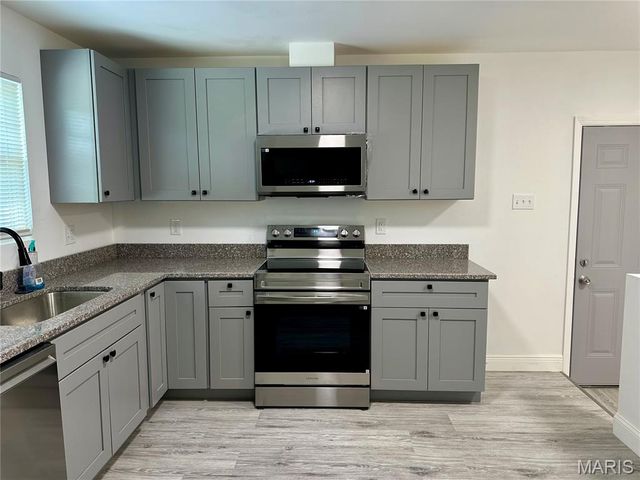 1618 Patterson Road, Florissant, MO 63031