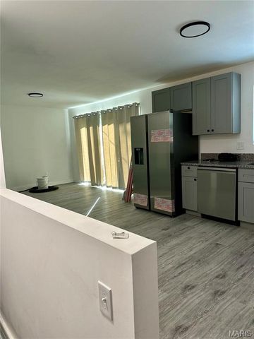 1618 Patterson Road, Florissant, MO 63031