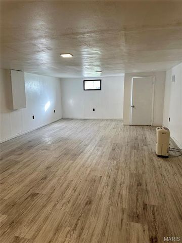 1618 Patterson Road, Florissant, MO 63031