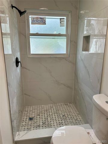 1618 Patterson Road, Florissant, MO 63031