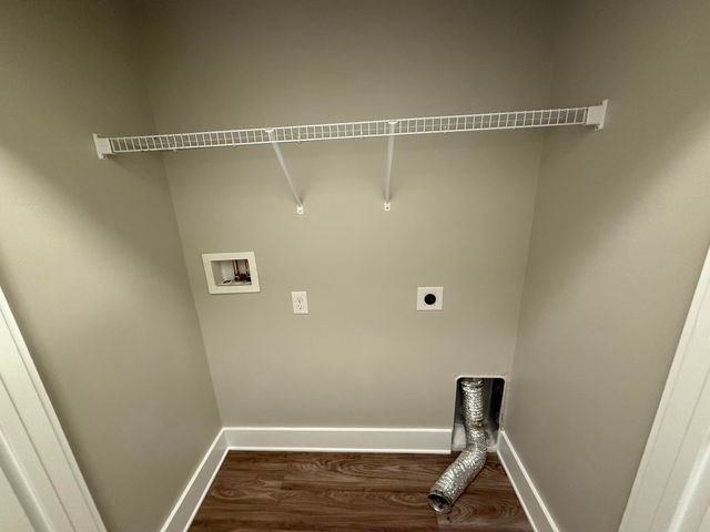 142 N Sand Palm Road, Freeport, FL 32439