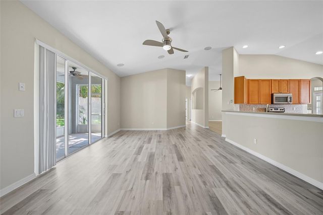 11724 HOLLY CREEK DRIVE, Riverview, FL 33569