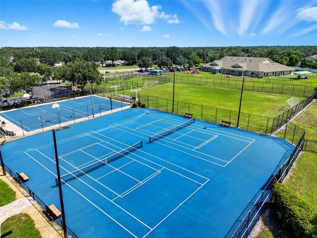 11724 HOLLY CREEK DRIVE, Riverview, FL 33569