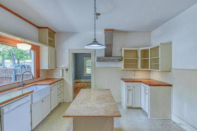 620 Chautauqua Avenue, Norman, OK 73069